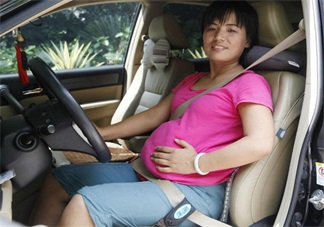 怀孕孕妇怎么开车 孕妇正确开车方法