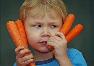 孩子不爱吃胡萝卜 试试五分钟胡萝卜马克杯蛋糕