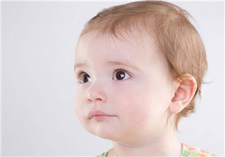 孕妇吃葡萄孩子胎儿眼睛大是真的吗 孕妇吃葡萄宝宝眼睛黑