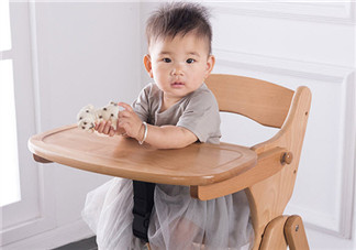 儿童餐椅什么样的好 实木儿童餐椅测评