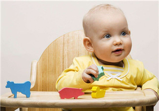 10月龄宝宝太淘气 5分钟学会如何应对 让宝宝懂事起来
