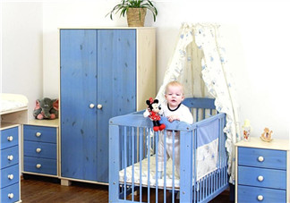 婴儿床摆放位置 如何保证宝宝安全