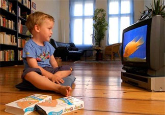 怎么让孩子远离电视 孩子远离电视小妙招