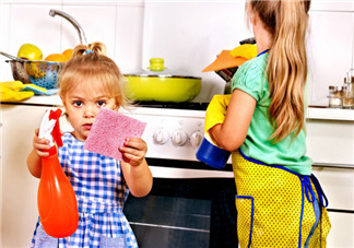 让孩子学会做家务 好处多还益智