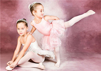 甜馨越来越美的原因 芭蕾舞蹈学习好处多